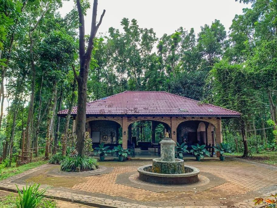 Antipolo Cabin Getaway Hotel Exterior photo